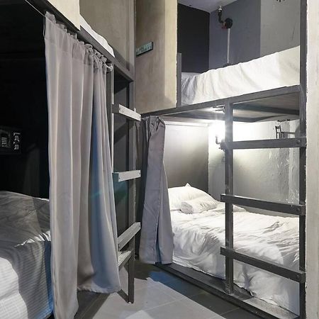 We Hostel And Suites Miraflores By Stand Out Hotels Collection Santo Domingo Luaran gambar