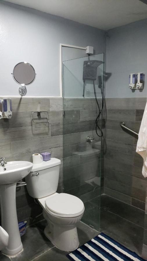 We Hostel And Suites Miraflores By Stand Out Hotels Collection Santo Domingo Luaran gambar